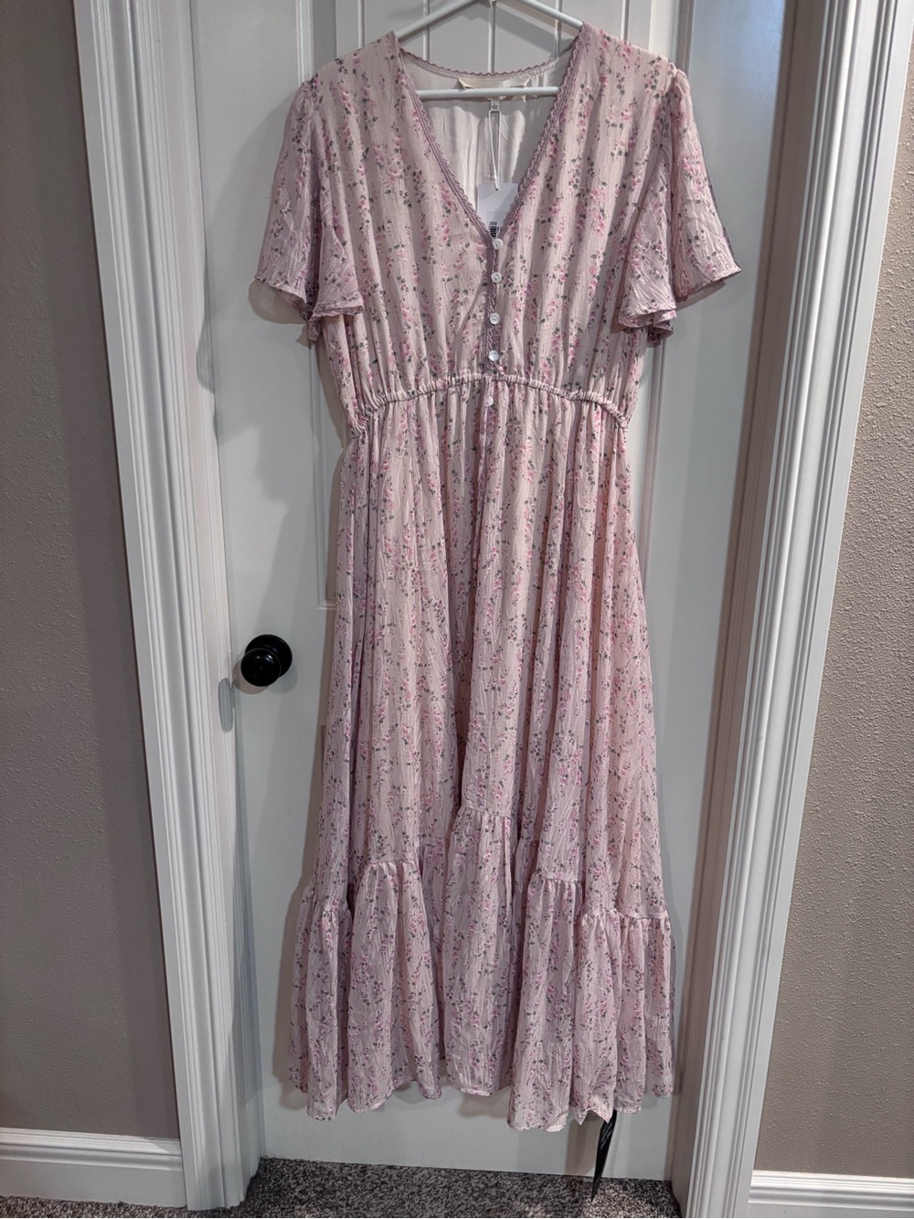Blush Pink Floral Tiered Maxi Dress with V-Neck